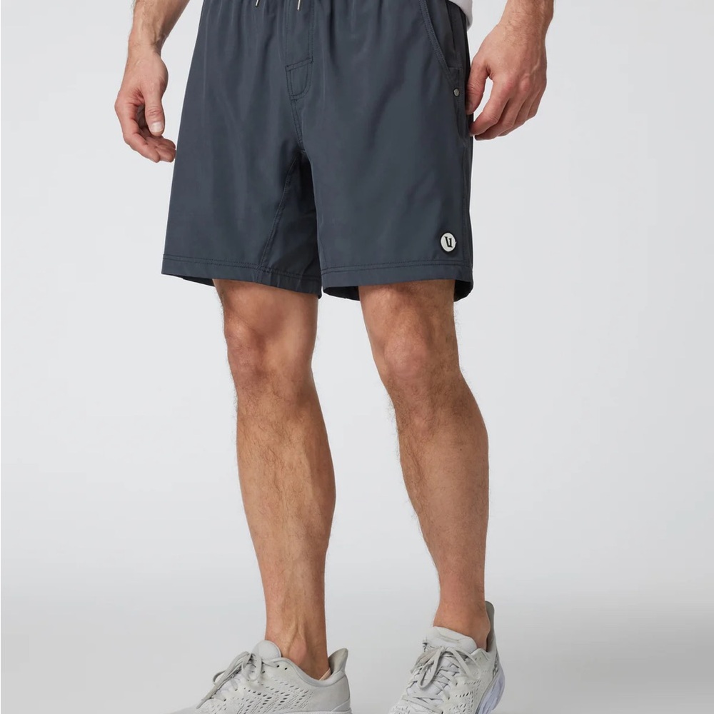 Vuori Kore short, charcoal, mens medium
